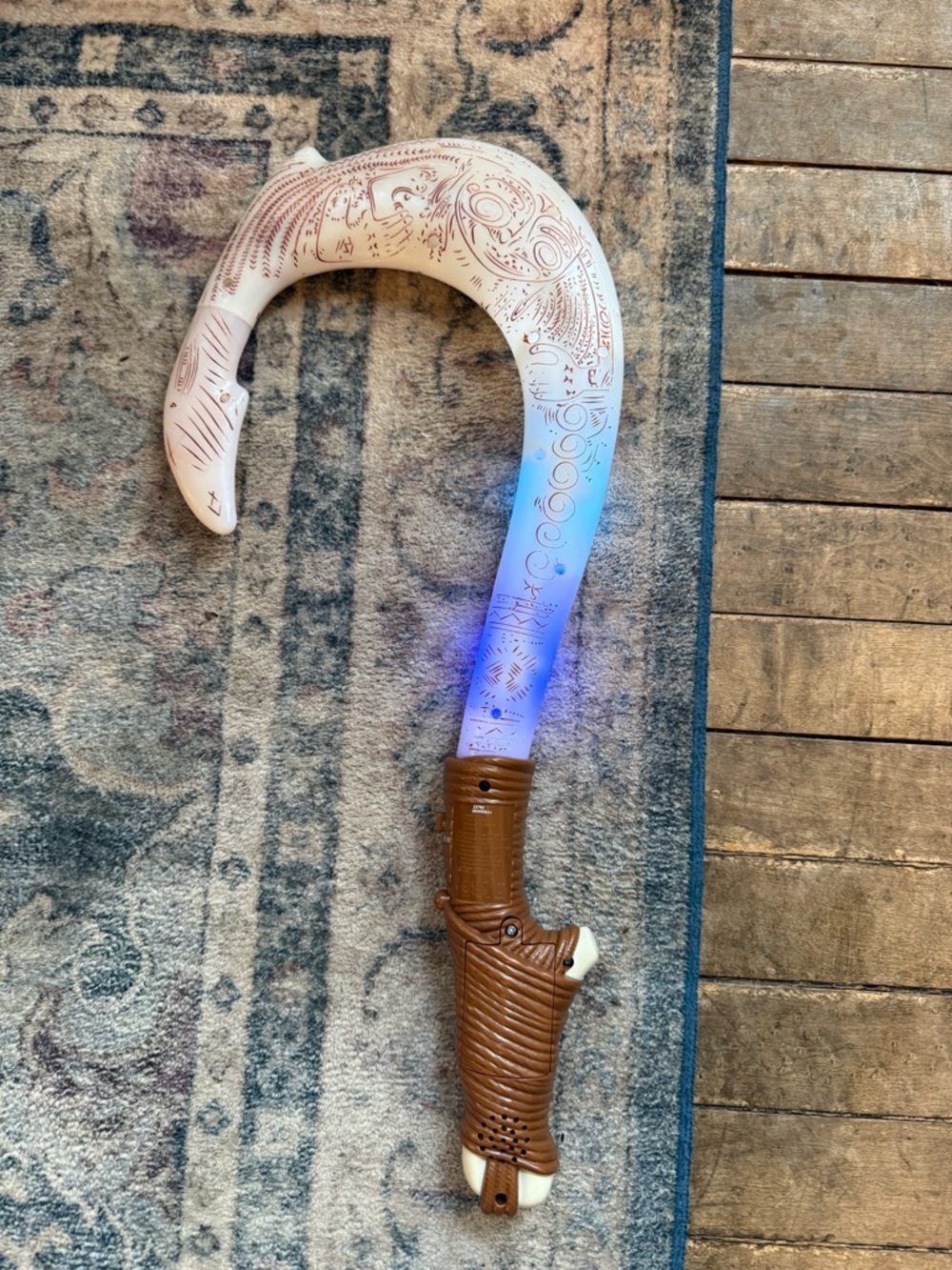 Disney's Moana Maui Magical Fish Hook Sword Lights & Sounds Jakks Pacific 20"